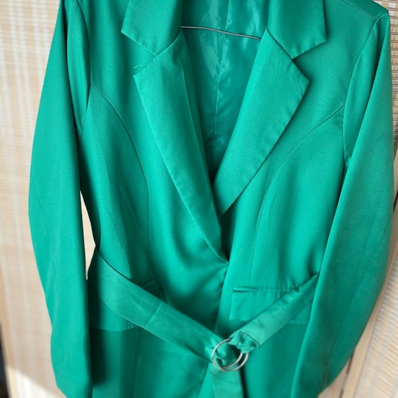 Green Jacket trench coat - Picture 9 of 9